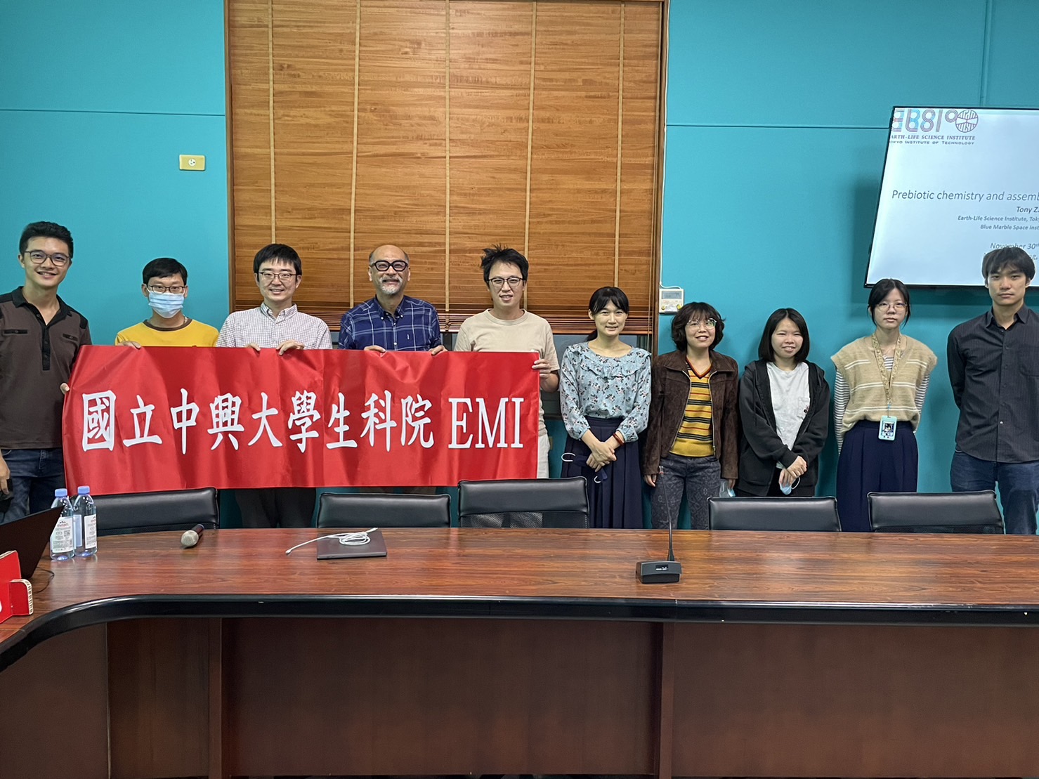 EMI WORKSHOP - Prebiotic chemistry and assembly of membraneless polyester protocells on early Earth - Dr. Tony Z. Jia Specially-Appointed Associate Professor